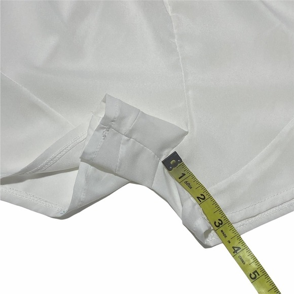 FURTADO Solid White Lace Trim Cold Shoulder Short Sleeve Mini Romper Size Small - Picture 11 of 16